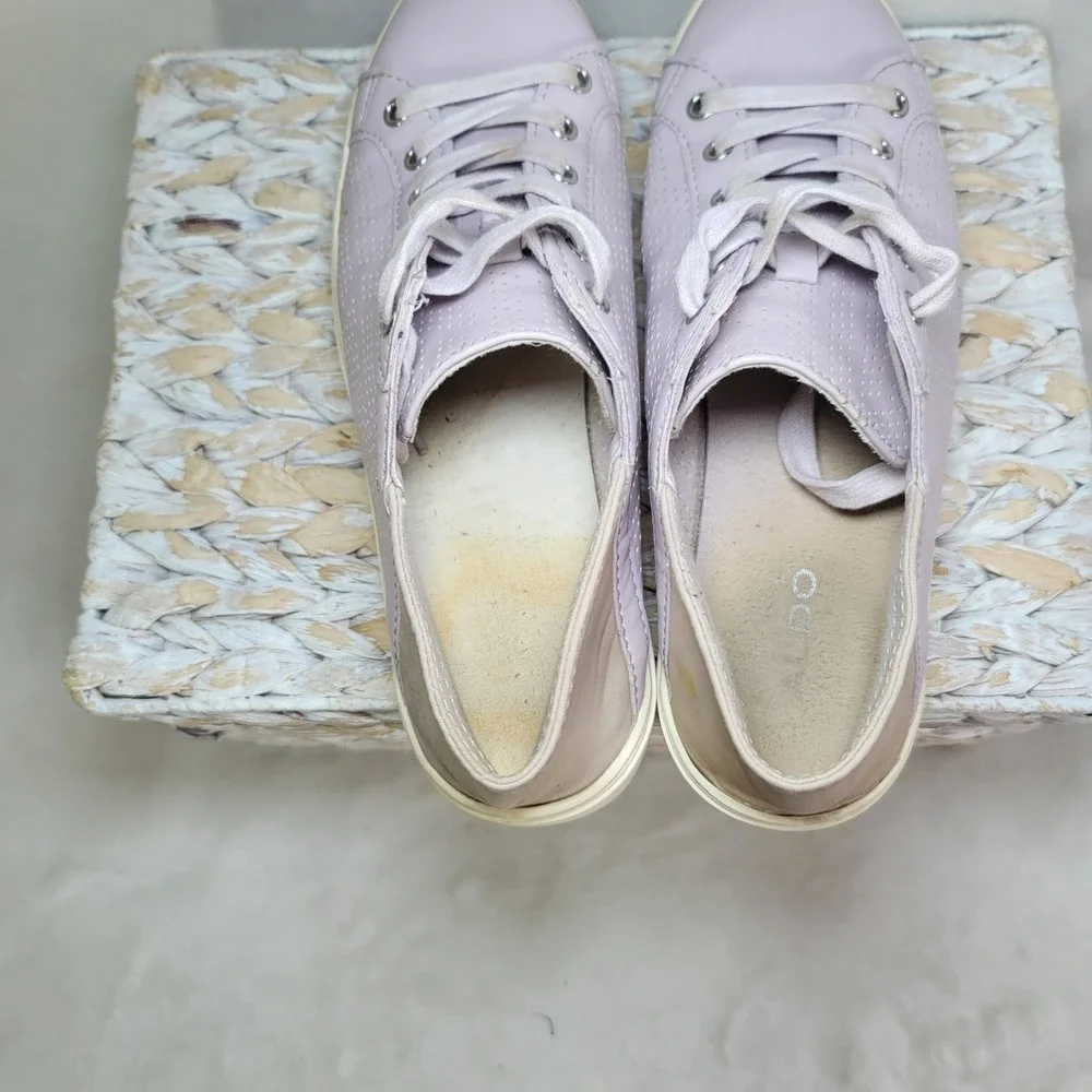 Aldo Lavender Athleisure Sneakers Comort Shoe Size 7.5 Casual Walking Active‎
